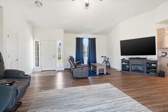 30535 Rd 400 in Coarsegold, CA - Building Photo - Building Photo