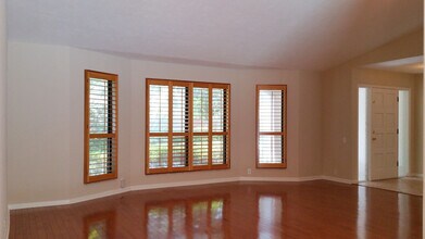 4431 NW 53rd St in Gainesville, FL - Building Photo - Building Photo