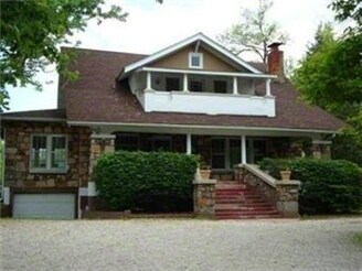 100 E Scioto St in St James, MO - Foto de edificio