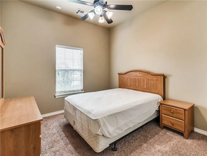 16501 Moorgate Ln in Edmond, OK - Building Photo - Building Photo