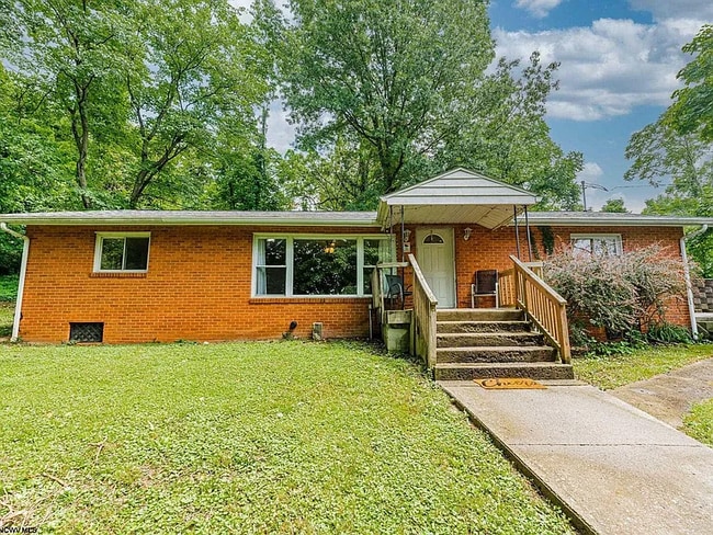 property at 616 Pearl Ave