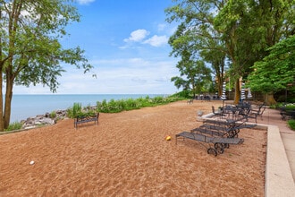 1208 W Chase Ave, Unit 3D in Chicago, IL - Foto de edificio - Building Photo