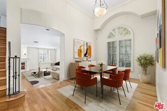 433 N Doheny Dr in Beverly Hills, CA - Building Photo - Building Photo