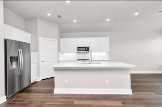 1217 Scarlet Crk Dr in Rosharon, TX - Building Photo - Building Photo