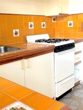 1923 NW 1st Terrace-Unit -B in Miami, FL - Building Photo - Building Photo