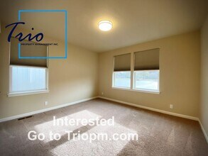 3323 Willakenzie Rd in Eugene, OR - Building Photo - Building Photo