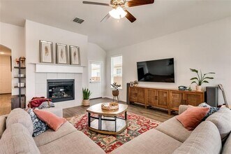 1996 Sunnybrook Dr in Forney, TX - Building Photo - Building Photo