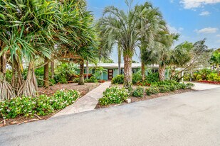 440 Jupiter Ln in Juno Beach, FL - Building Photo