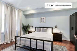Private bedroom in 5 bed/3.5 bath Home in Washington, DC - Building Photo - Building Photo
