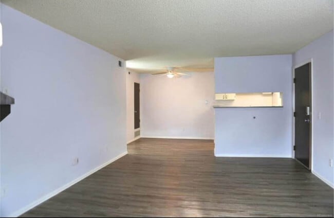 14434 E Colorado Dr, Unit 203 in Aurora, CO - Building Photo - Building Photo