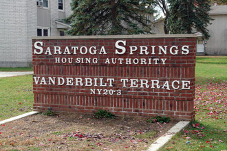 Vanderbilt Terrace in Saratoga Springs, NY - Building Photo - Building Photo