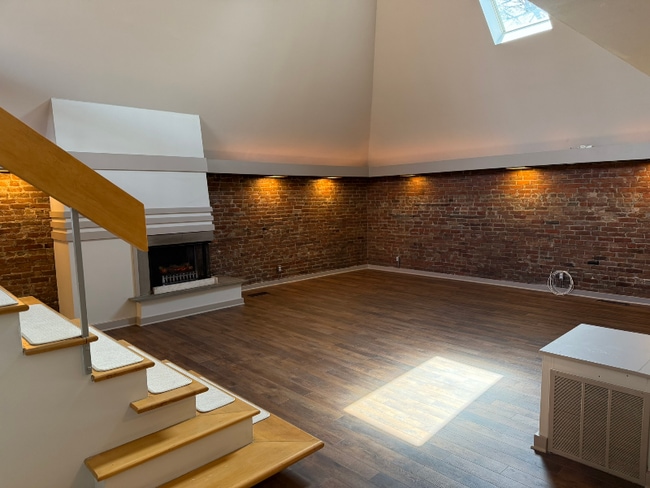 property at 871 Delaware Ave
