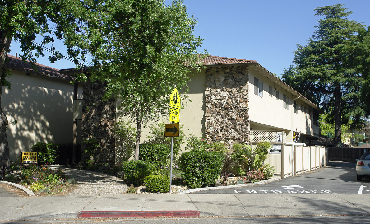 Laurel Glen Townhouse Apartments in Walnut Creek, CA - Building Photo