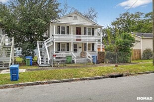 304 1/2 Marstellar St in Wilmington, NC - Building Photo