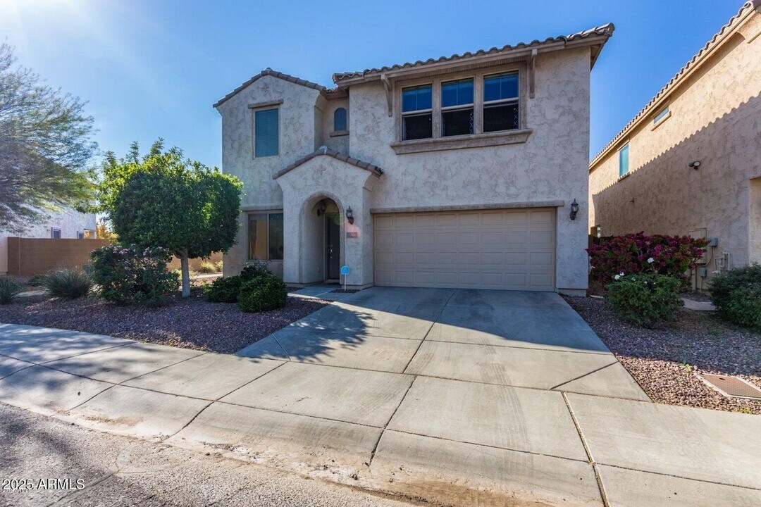 16206 N 22nd Ln in Phoenix, AZ - Building Photo