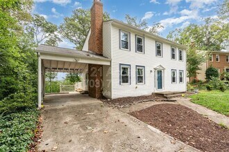 11959 Governors Ct in Woodbridge, VA - Building Photo - Building Photo