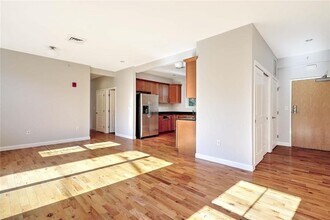 400 Hope St in Providence, RI - Foto de edificio - Building Photo