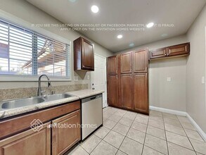 7175 De Palma St in Downey, CA - Foto de edificio - Building Photo