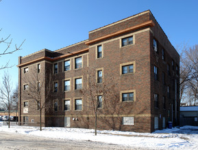 Hague Apartments in St. Paul, MN - Building Photo - Building Photo