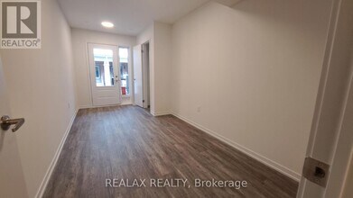 178 Matawin Ln in Richmond Hill, ON - Building Photo - Building Photo