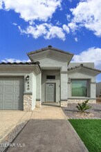 840 Paseo Dulce Ave in Horizon City, TX - Building Photo - Building Photo