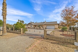 3971 Corona Ave in Norco, CA - Building Photo