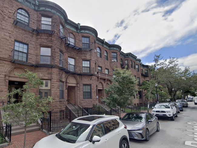 166 Saint Botolph St, Unit 3