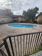 2719 NW 39th Terrace in Lauderdale Lakes, FL - Building Photo - Building Photo