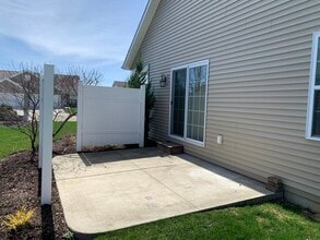 2409 Wittenberg Ave SE in Massillon, OH - Building Photo - Building Photo