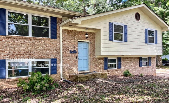 property at 7823 Huntington Forest Dr