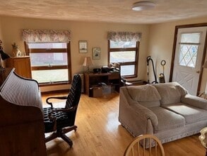 59 S Shore Dr in Orange, MA - Building Photo - Building Photo