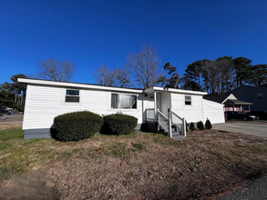 4329 Taylor Rd in Chesapeake, VA - Building Photo - Building Photo