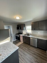 3130 32nd St SE, Unit 3120 32nd St in Kentwood, MI - Building Photo - Building Photo
