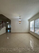 12360 Hart Crest in San Antonio, TX - Building Photo - Building Photo