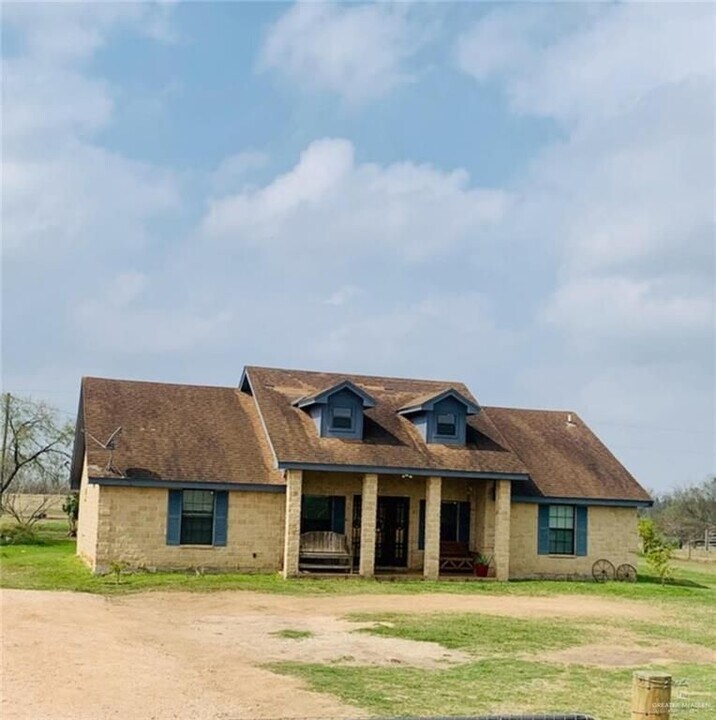 24175 Engleman Rd in Edcouch, TX - Building Photo