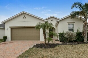 3176 Bayou Ln in Tavares, FL - Building Photo