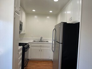 4128 Wabash Ave in San Diego, CA - Foto de edificio - Interior Photo