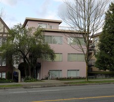 1245 W 12th Ave in Vancouver, BC - Building Photo