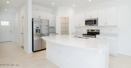376 Annies Pl in Jacksonville, FL - Building Photo - Building Photo