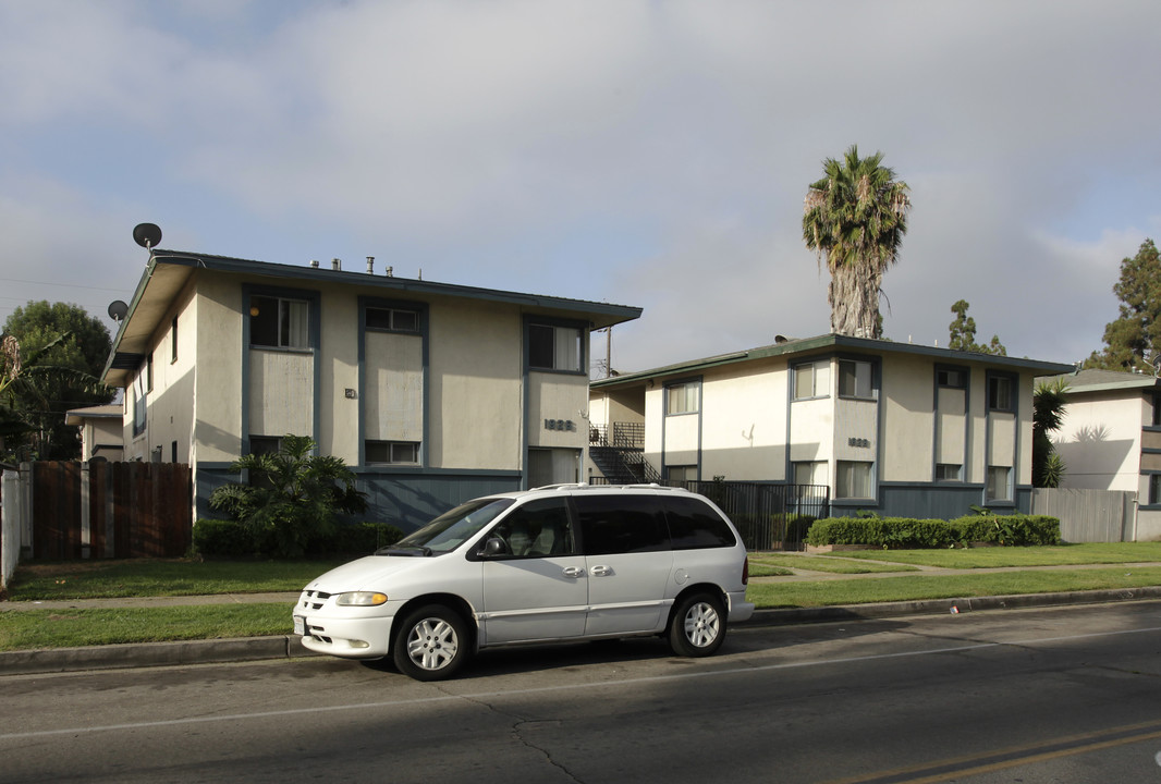 1826-1828 W Glenoaks Ave in Anaheim, CA - Building Photo