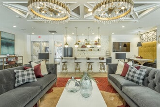Hawthorne at the W in Chattanooga, TN - Foto de edificio - Building Photo