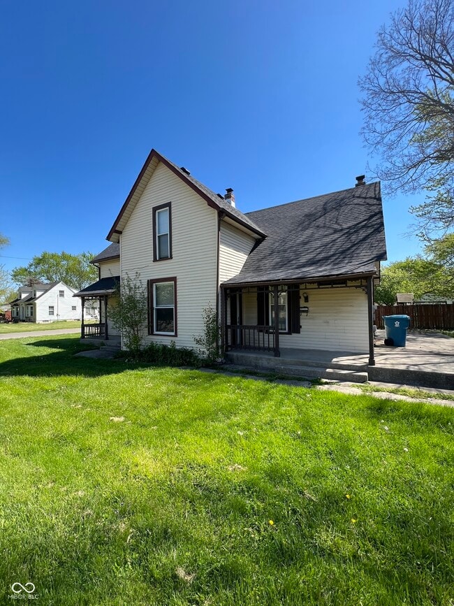 property at 133 N Muessing St