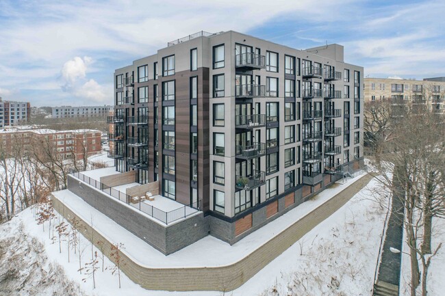 Nevins Hill Luxury Residences in Boston, MA - Building Photo - Building Photo