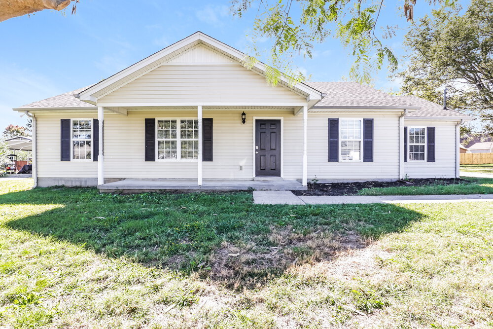 1120 Flowers Ct in Murfreesboro, TN - Building Photo