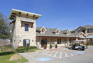 Arioso Apartments & Townhomes in Grand Prairie, TX - Building Photo