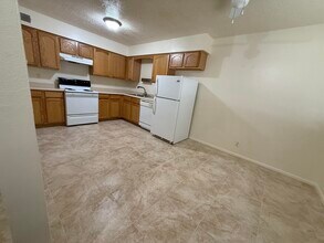 3101 Pennsylvania St NE in Albuquerque, NM - Building Photo - Building Photo