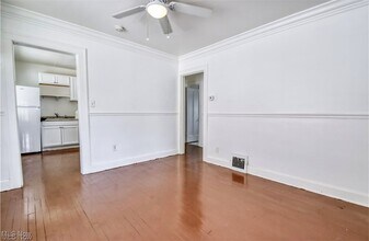 1051 E 171st St in Cleveland, OH - Foto de edificio - Building Photo