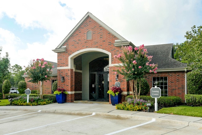 Lakeview Estate photo'