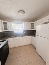 3962 Park Ln in West Palm Beach, FL - Building Photo - Building Photo