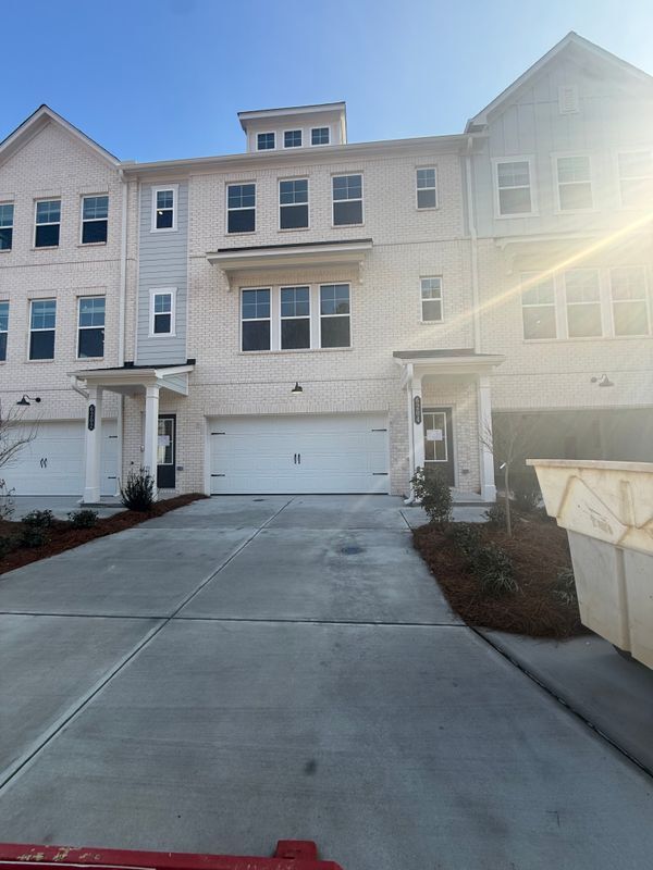 6204 Kenbrook Dr in Tucker, GA - Foto de edificio - Building Photo